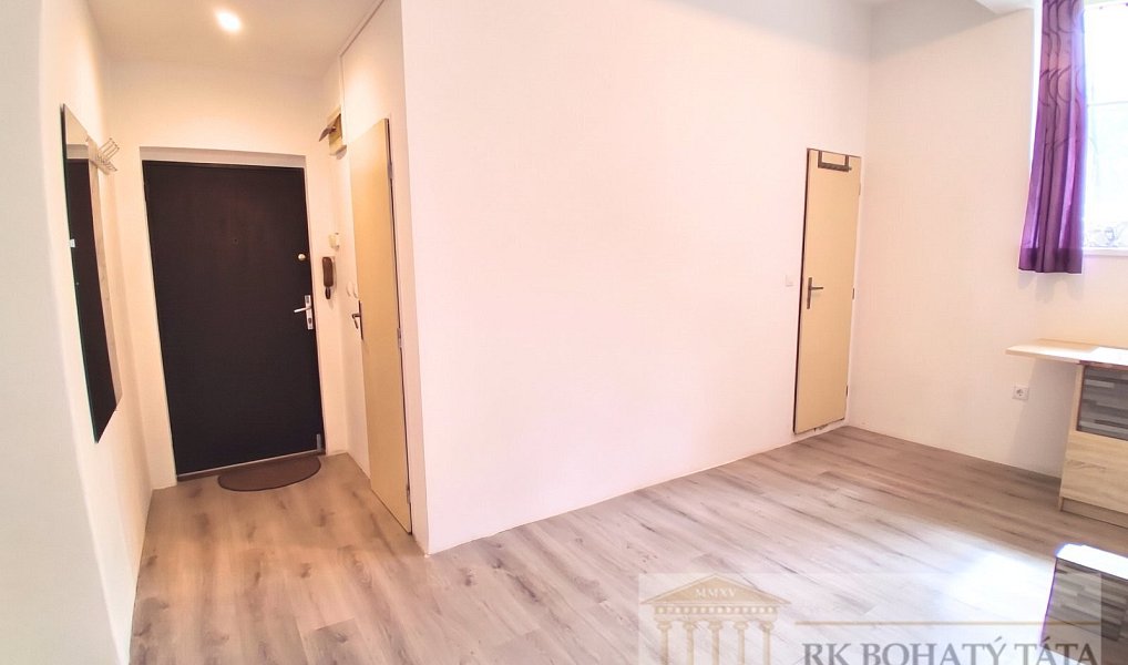 Pronájem obchodních prostor 26 m², Praha – náhled fotky 6