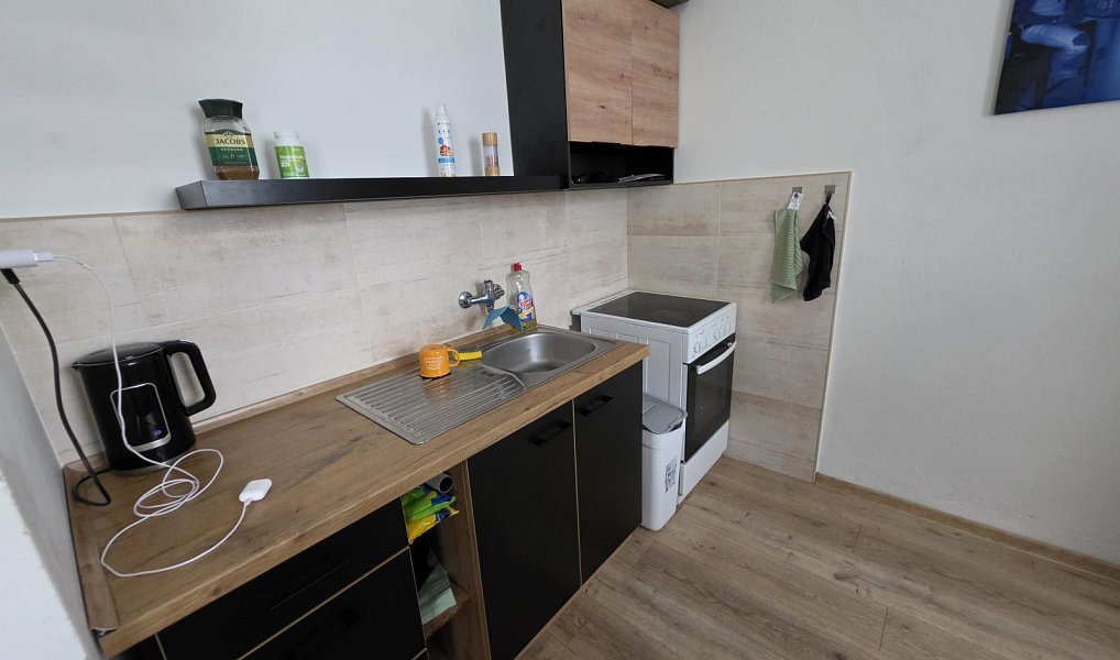Prodej bytu 1+kk 33 m², Obrnice – náhled fotky 3