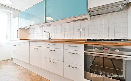 Pronájem bytu 4+1 77 m², Koutného, Brno - Líšeň