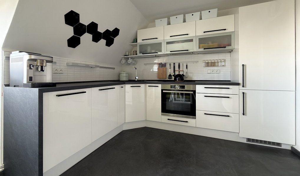 Prodej bytu 3+1 89 m², Liberec – náhled fotky 9