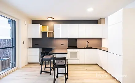 Pronájem bytu 1+kk 40 m²