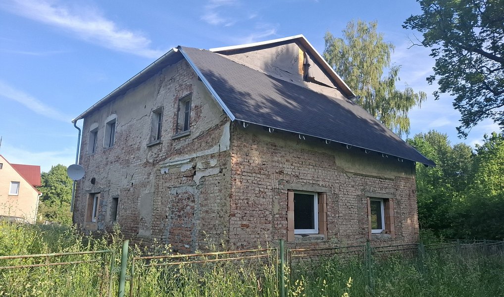 Prodej domu 300 m² s pozemkem 900 m², Jiříkov – náhled fotky 2