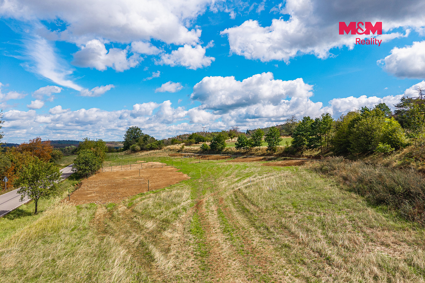 Prodej stavebního pozemku 1 041 m² – fotografie 3