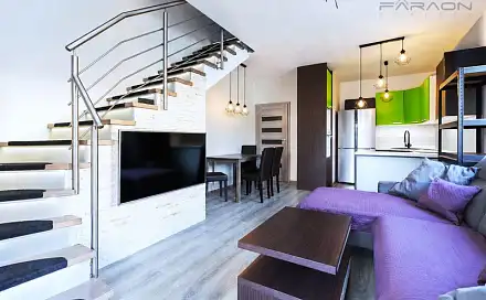 Polerady, Okres Praha-Východ