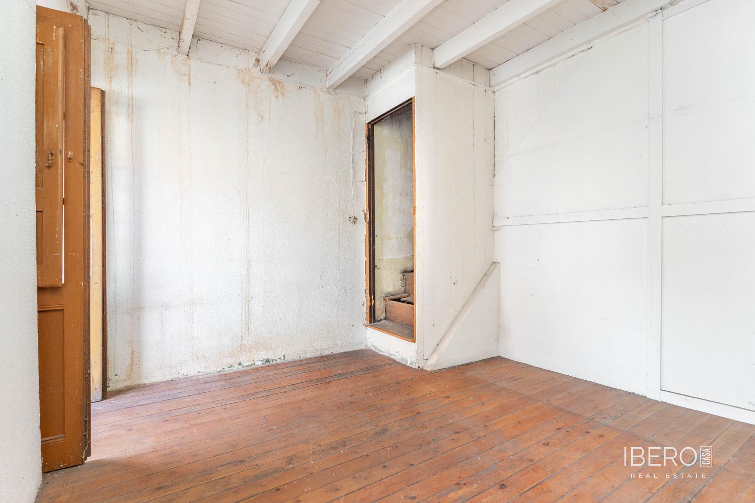 Prodej domu 211 m² s pozemkem 211 m²