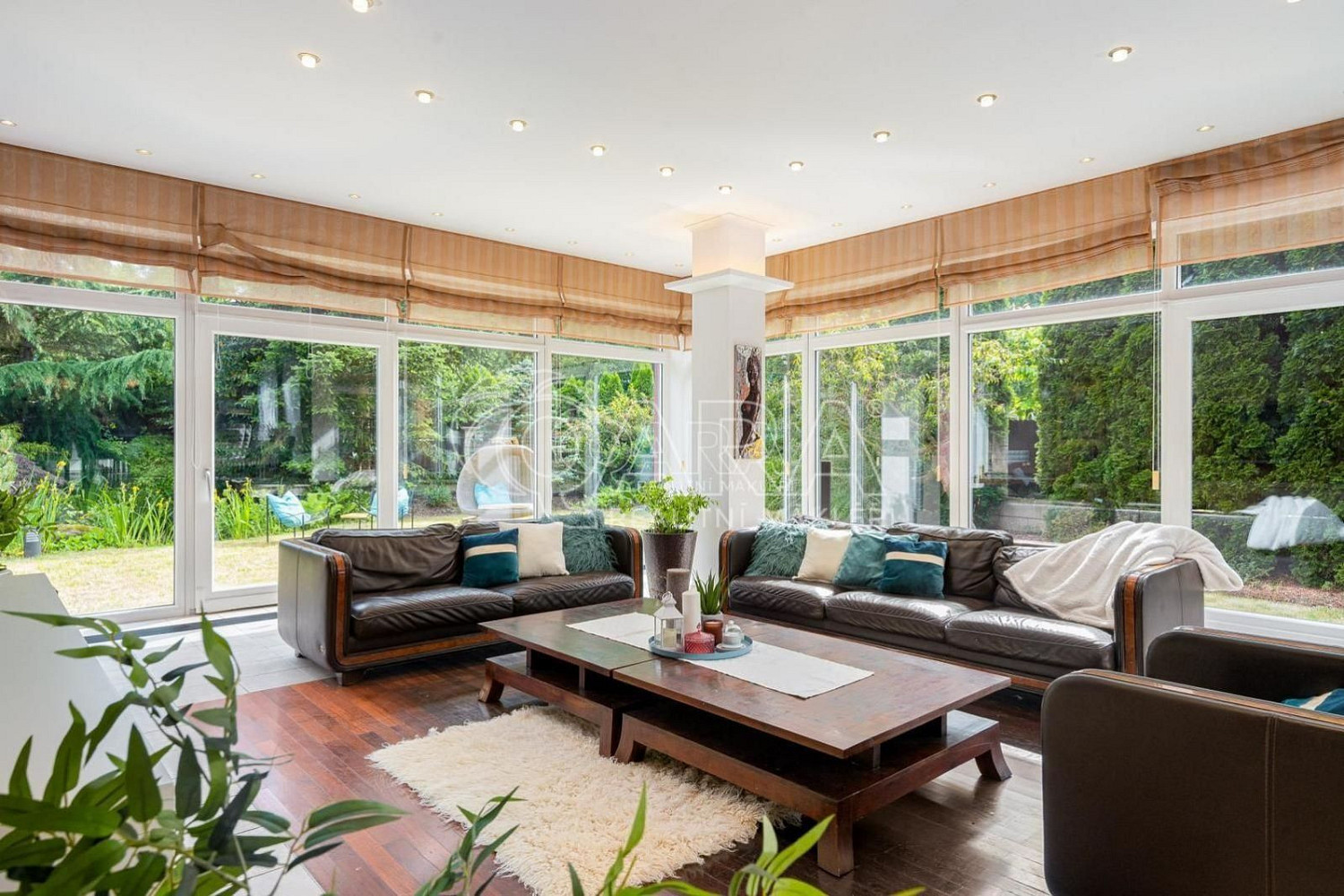 Prodej domu 470 m² s pozemkem 1 038 m² – fotografie 2