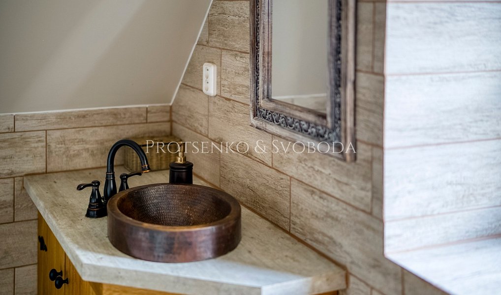 Prodej domu 230 m² s pozemkem 4 310 m², Horní Brusnice – náhled fotky 16