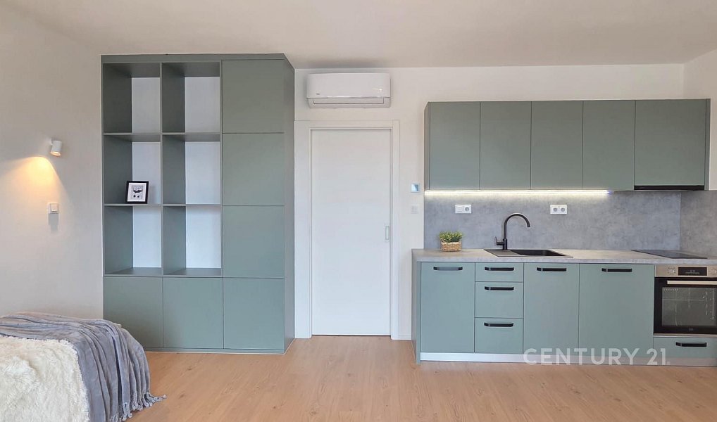 Pronájem bytu 1+kk 35 m², Znojmo – náhled fotky 4