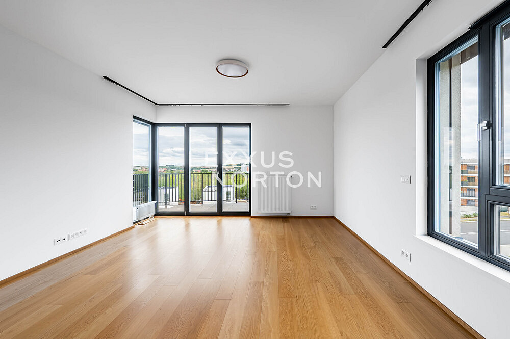 Pronájem bytu 2+kk 59 m² – fotografie 3