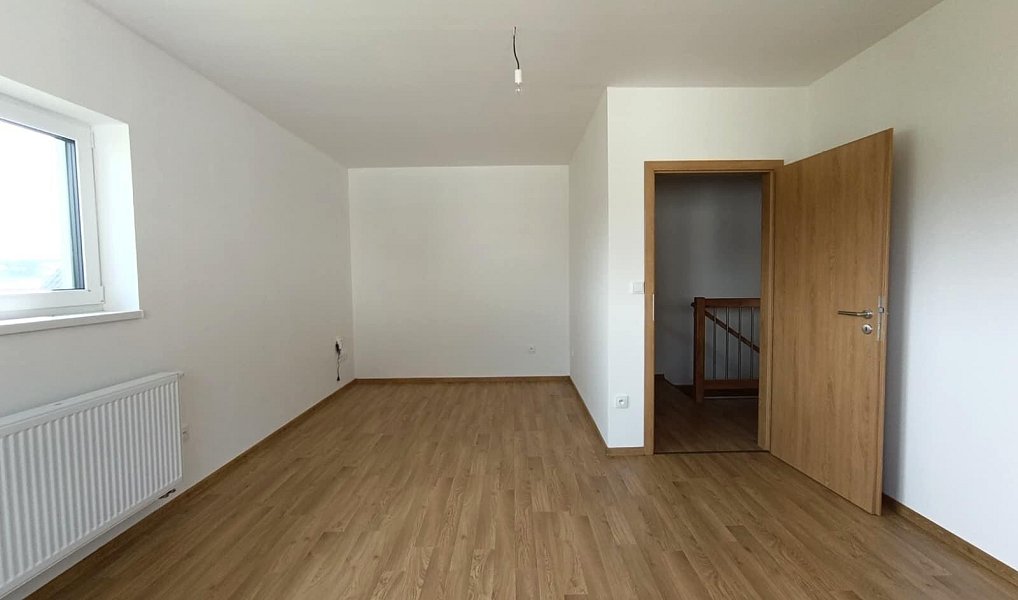 Prodej domu 160 m² s pozemkem 433 m², Tichá – náhled fotky 9