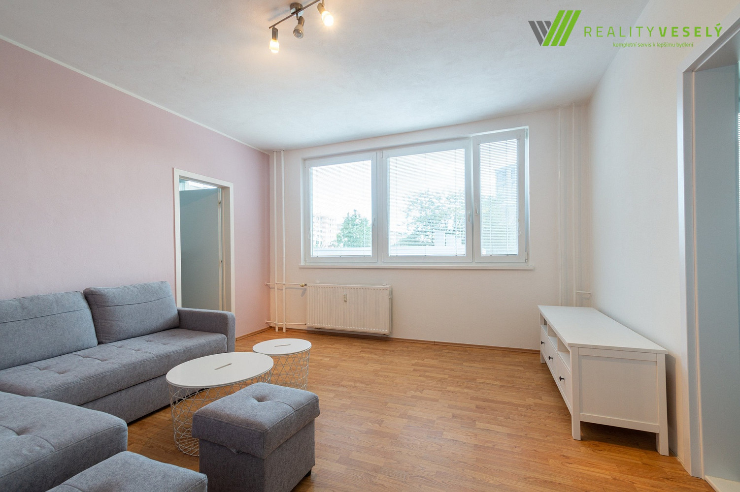 Pronájem bytu 2+1 45 m² – fotografie 4