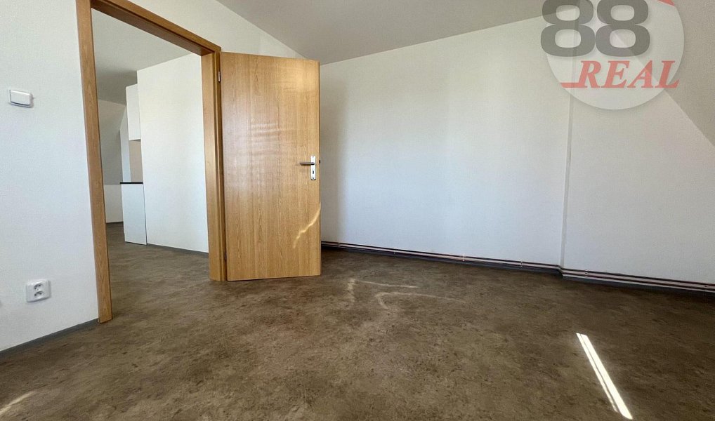 Pronájem bytu 2+kk 51 m², Klášterec nad Ohří – náhled fotky 6