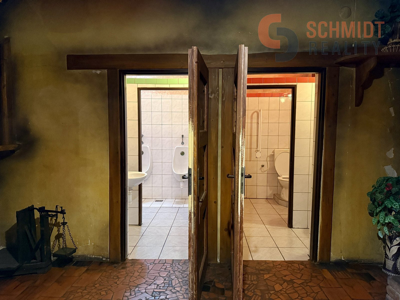 Pronájem obchodních prostor 350 m² – pohled 6