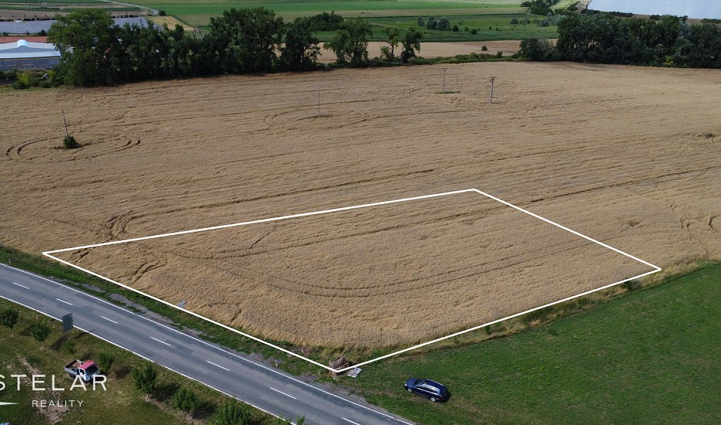 Prodej komerčního pozemku 4 340 m², Milovice – náhled fotky 5