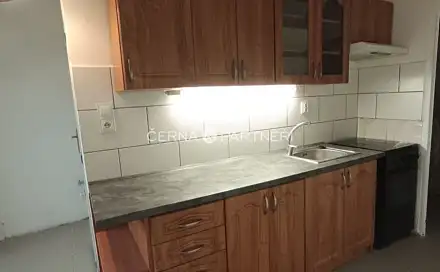 Pronájem bytu 2+1 64 m², Dřínovská, Chomutov