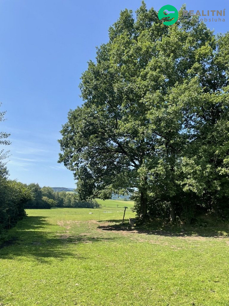 Prodej stavebního pozemku 3 805 m²