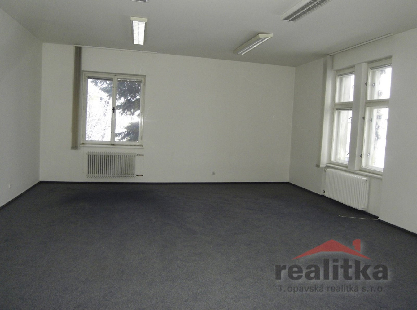 Pronájem kanceláře 220 m²