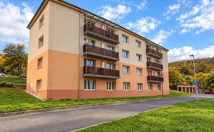 Prodej bytu 3+1 57 m², Májová, Meziboří, okres Most