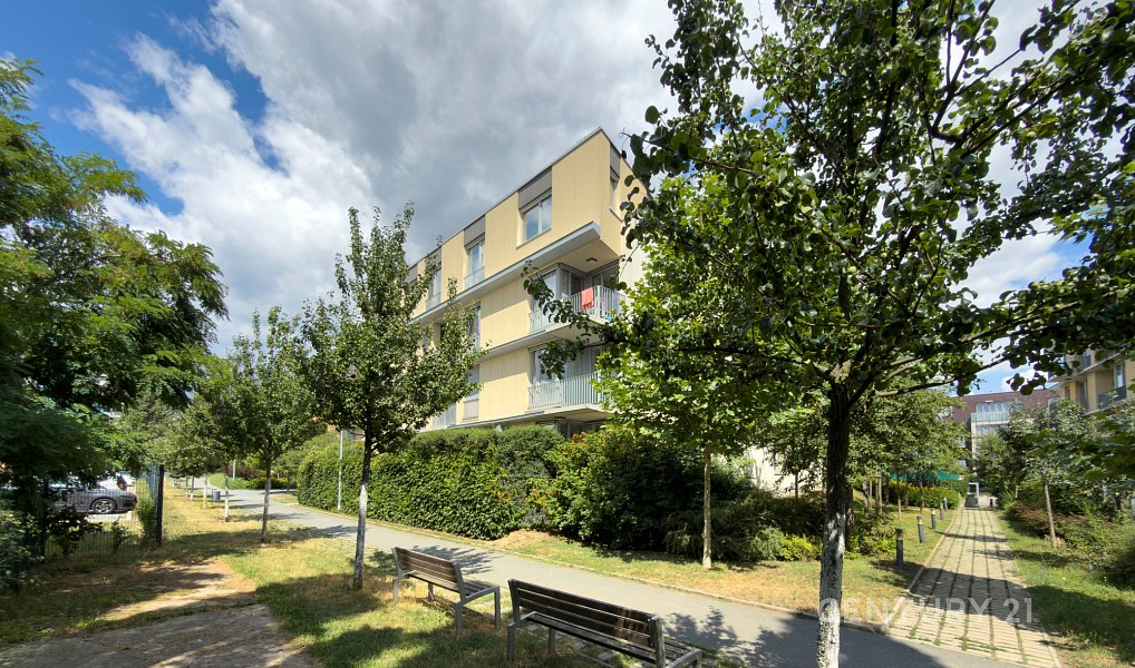 Prodej bytu 2+kk 66 m², Praha – náhled fotky 17
