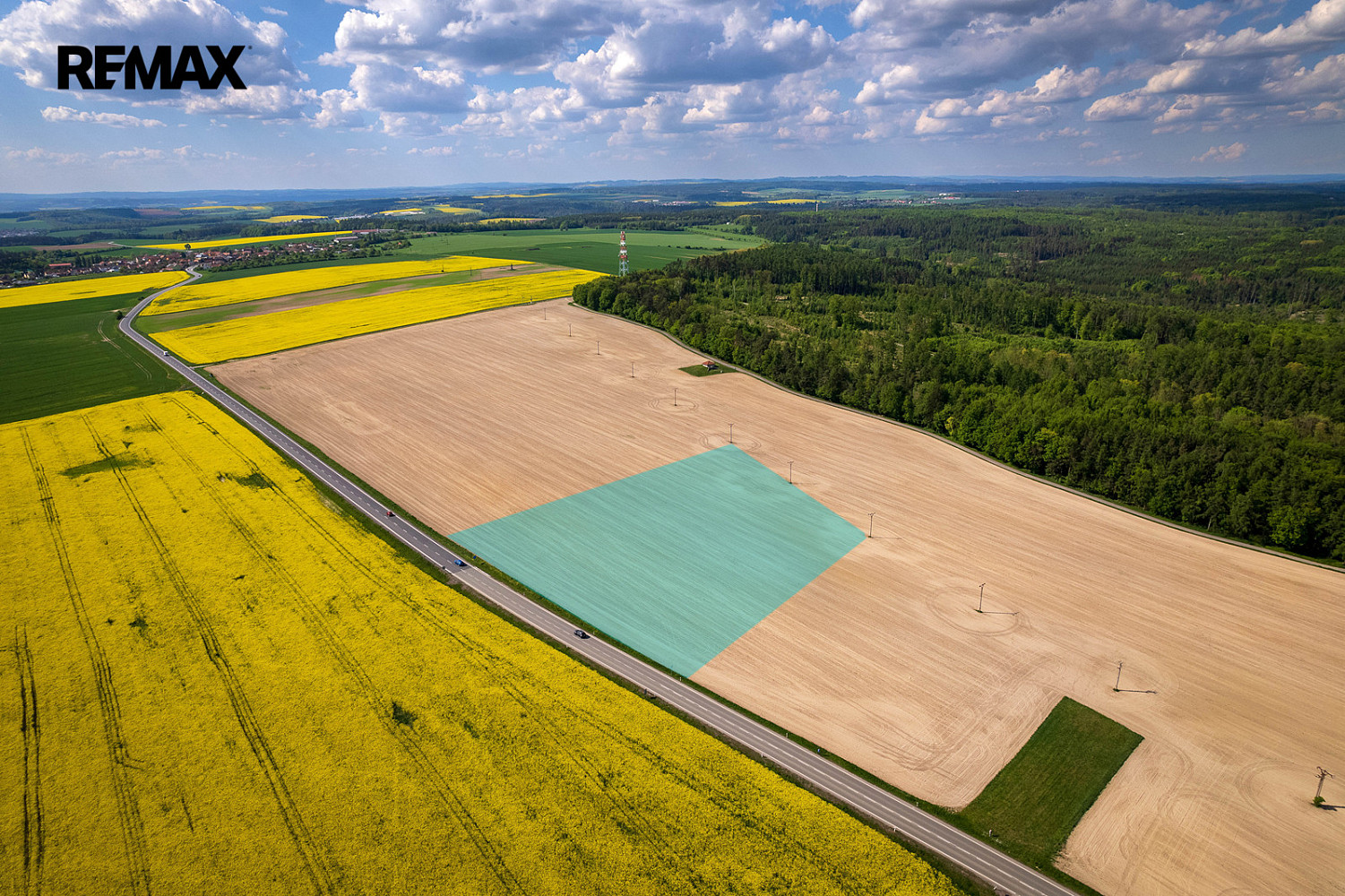Prodej komerčního pozemku 13 867 m², Vysoké Popovice