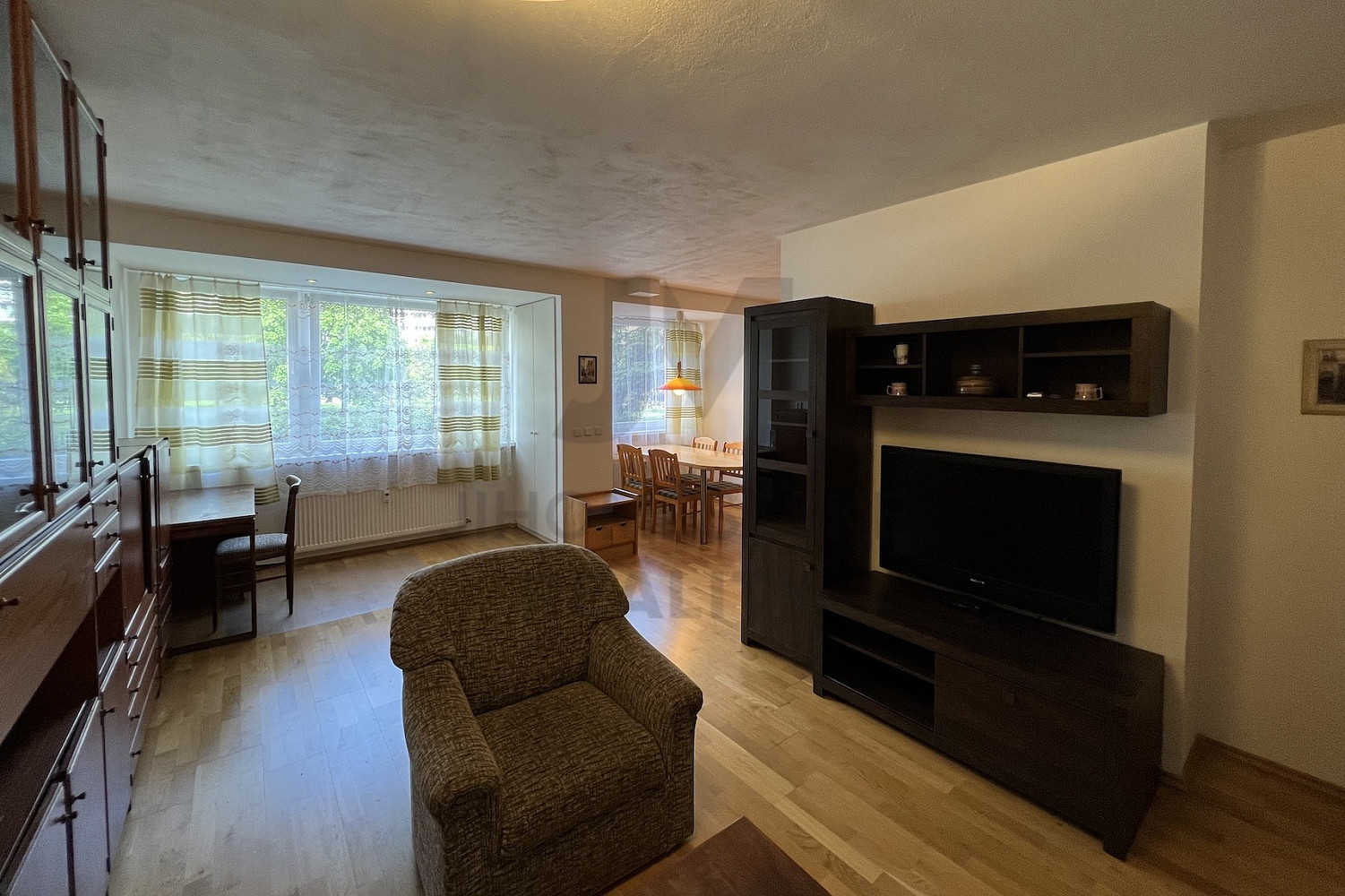 Pronájem bytu 1+kk 34 m² – fotografie 2