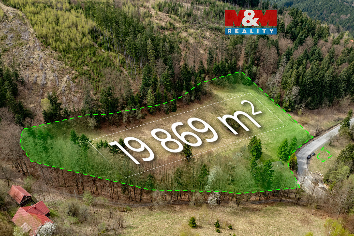 Prodej domu 100 m² s pozemkem 19 869 m²