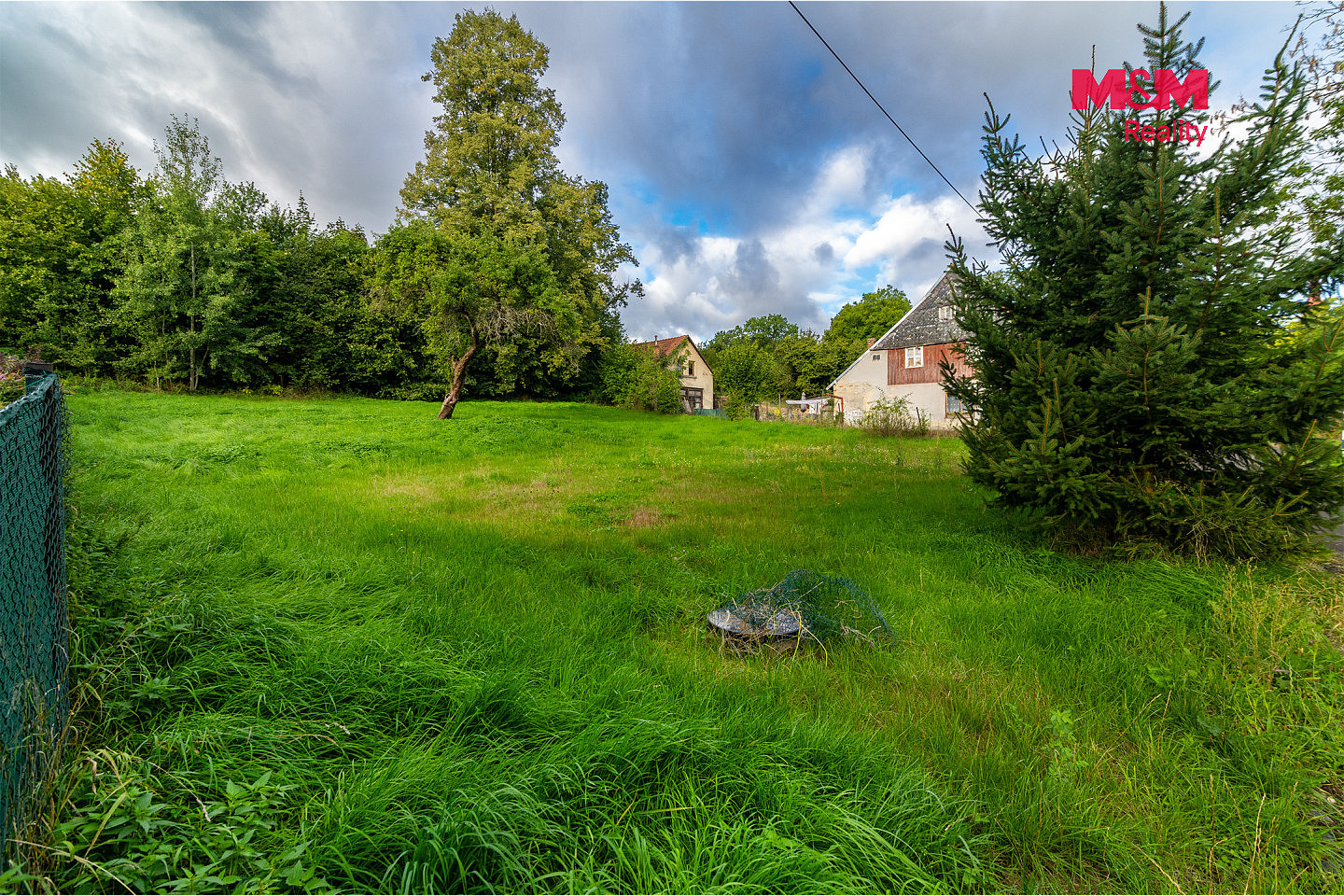Prodej stavebního pozemku 1 071 m² – fotografie 3