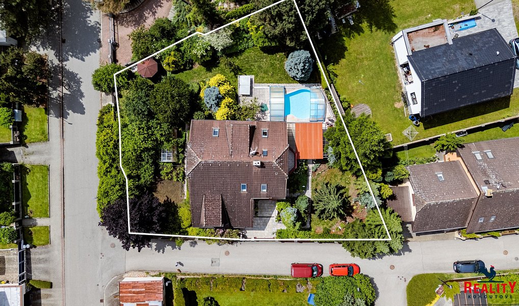 Prodej domu 313 m² s pozemkem 1 106 m², Tábor – náhled fotky 2
