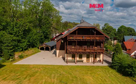 Prodej ubytovacího objektu 910 m², Železná Ruda - Hojsova Stráž, okres Klatovy