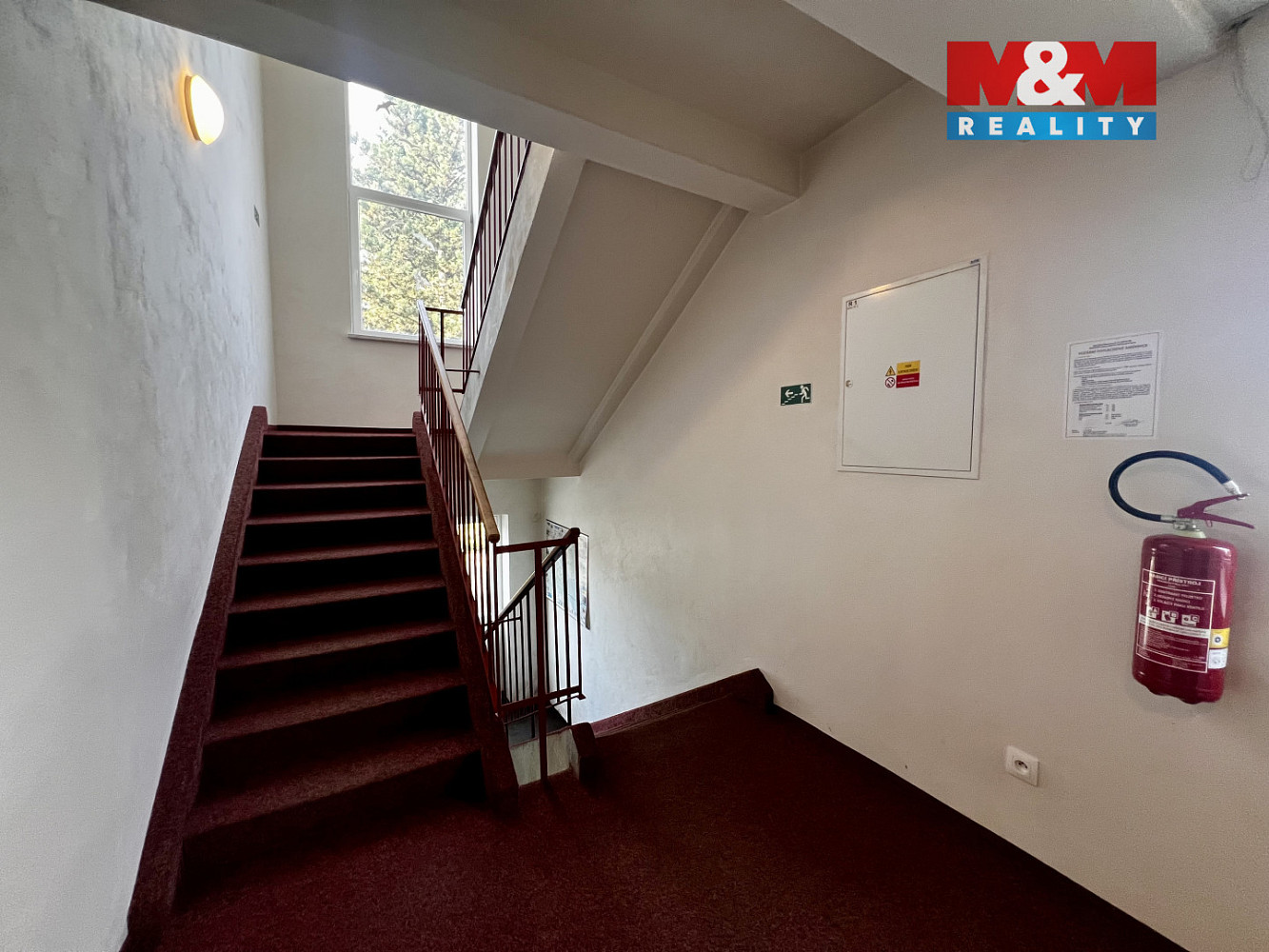 Pronájem kanceláře 10 m² — photo 3