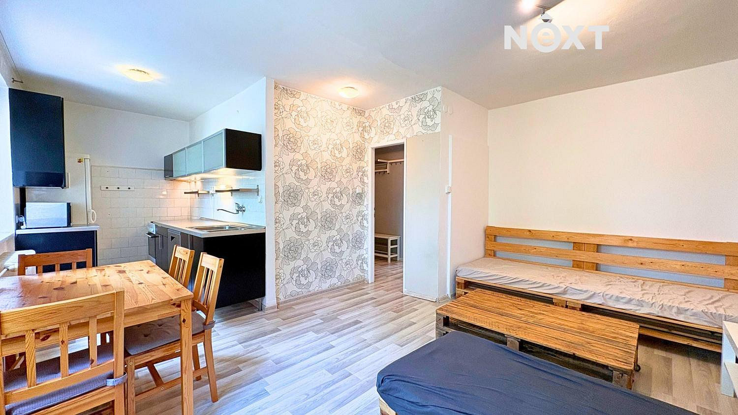 Pronájem bytu 3+kk 68 m² — photo 2