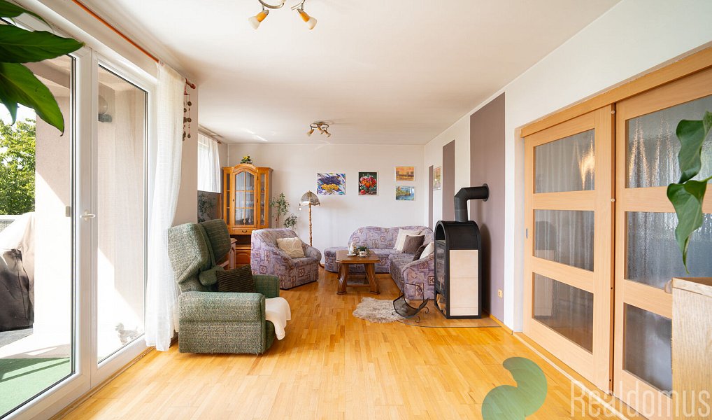 Prodej domu 245 m² s pozemkem 757 m², Litvínovice – náhled fotky 6