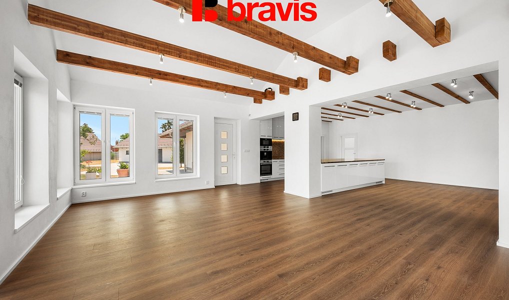 Prodej domu 304 m² s pozemkem 2 869 m², Vítonice – náhled fotky 12