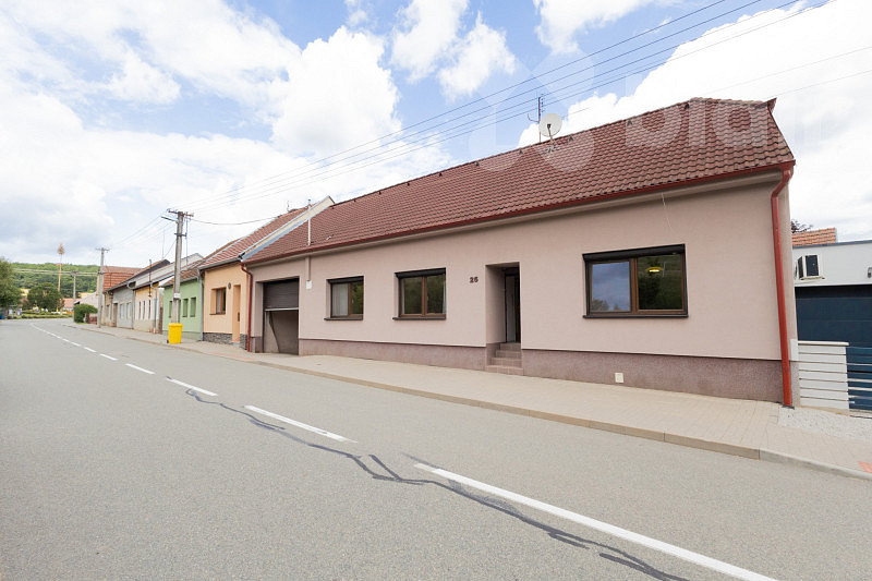 Prodej domu 290 m² s pozemkem 1 125 m²