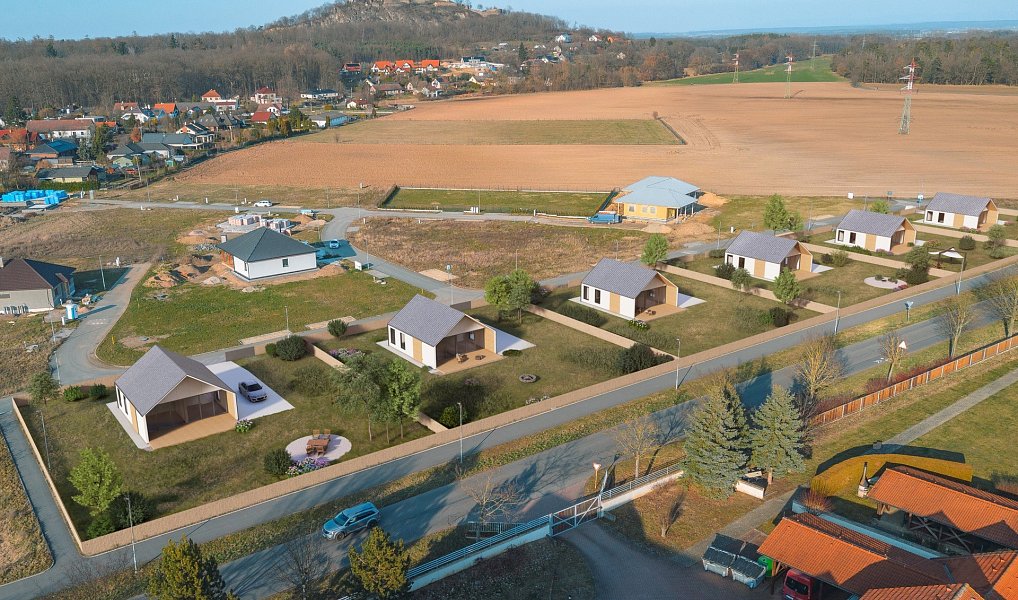 Prodej domu 89 m² s pozemkem 1 001 m², Ráby – náhled fotky 2