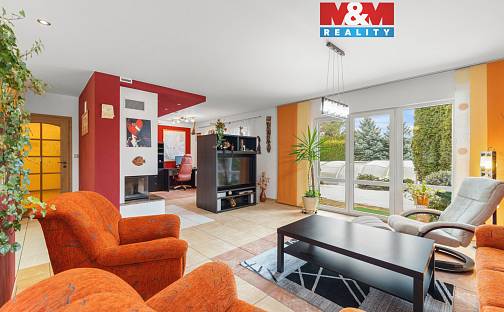 Prodej domu 138 m² s pozemkem 1 148 m², Karla Viky, Sadská, okres Nymburk