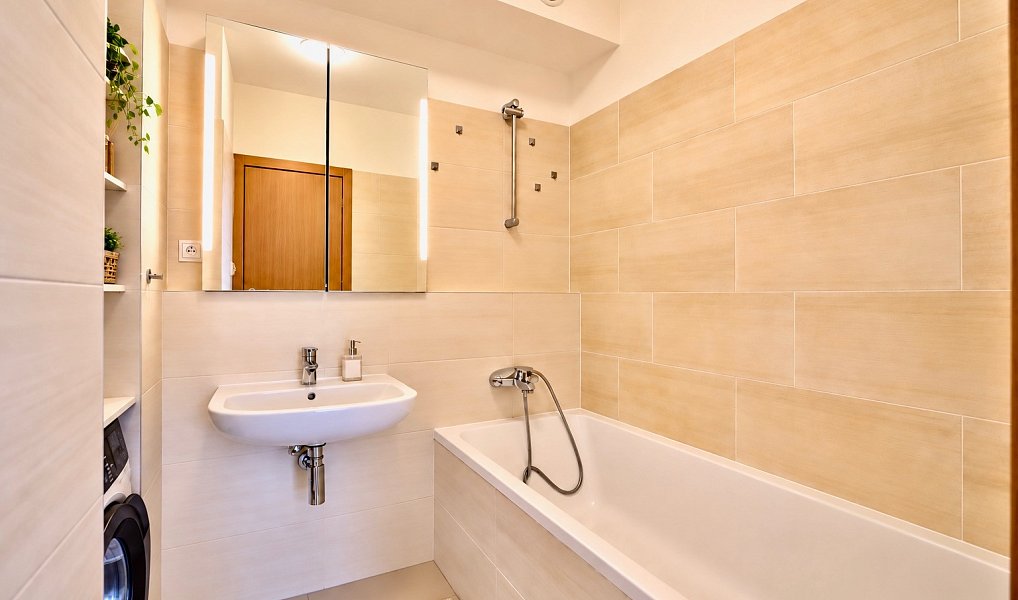 Prodej bytu 3+kk 81 m², Praha – náhled fotky 3