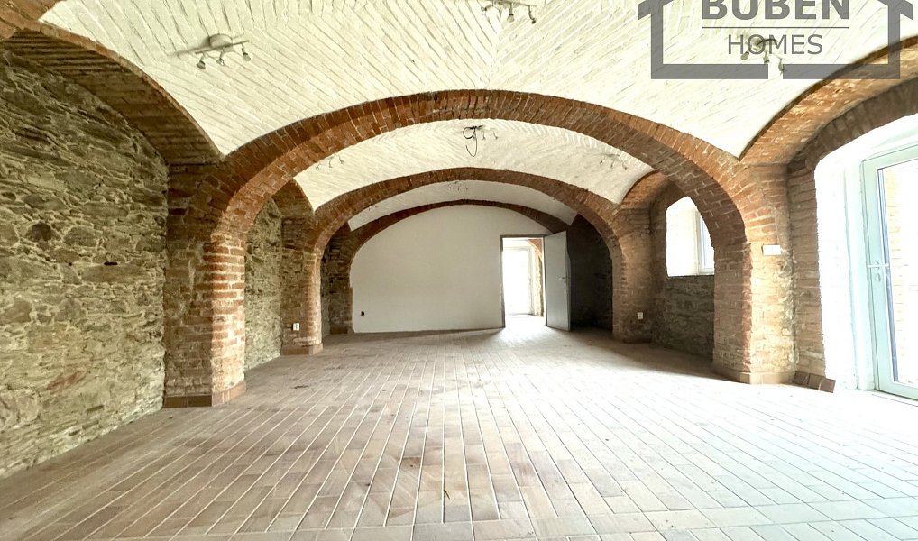 Prodej domu 790 m² s pozemkem 3 107 m², Ošelín – náhled fotky 5