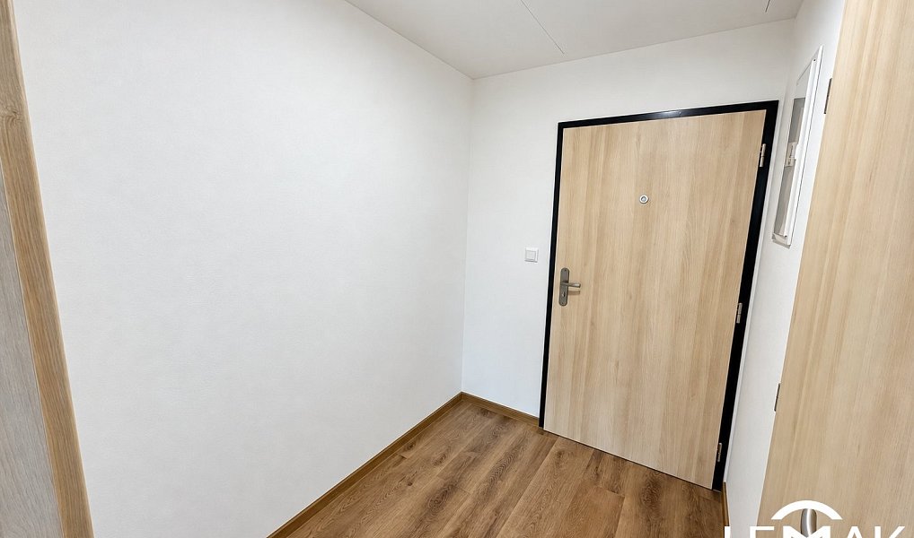 Pronájem bytu 1+kk 35 m², Olomouc – náhled fotky 7