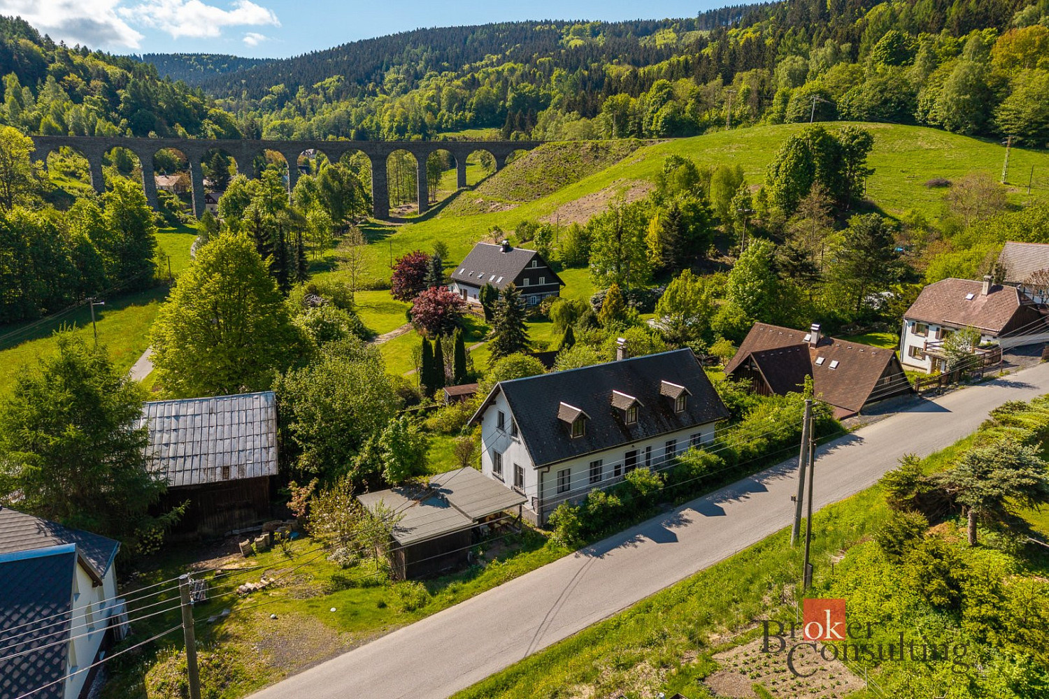 Prodej domu 266 m² s pozemkem 584 m²