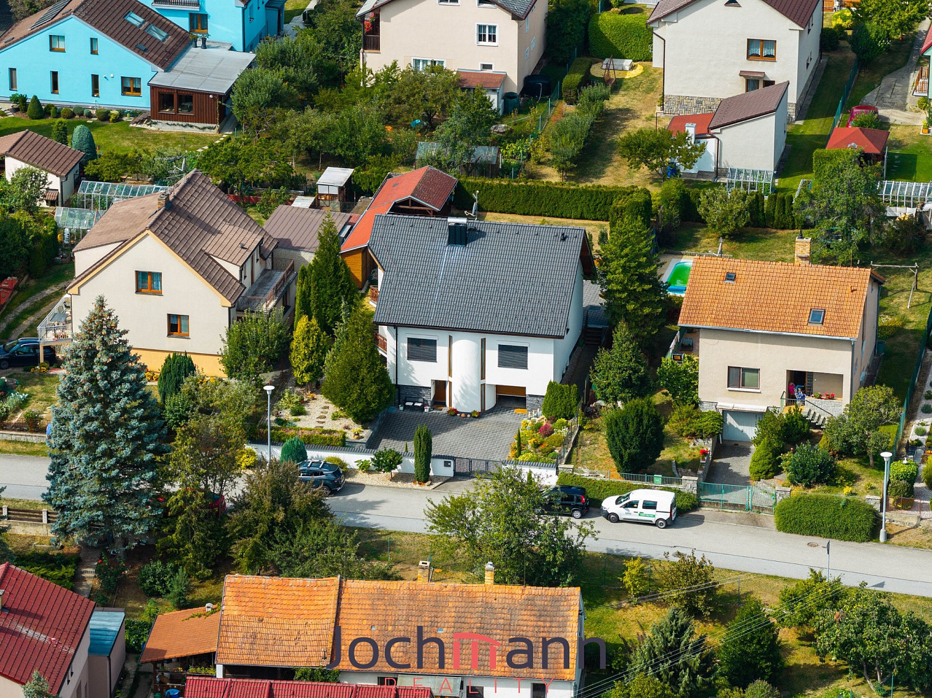 Prodej domu 234 m² s pozemkem 747 m² – fotografie 3