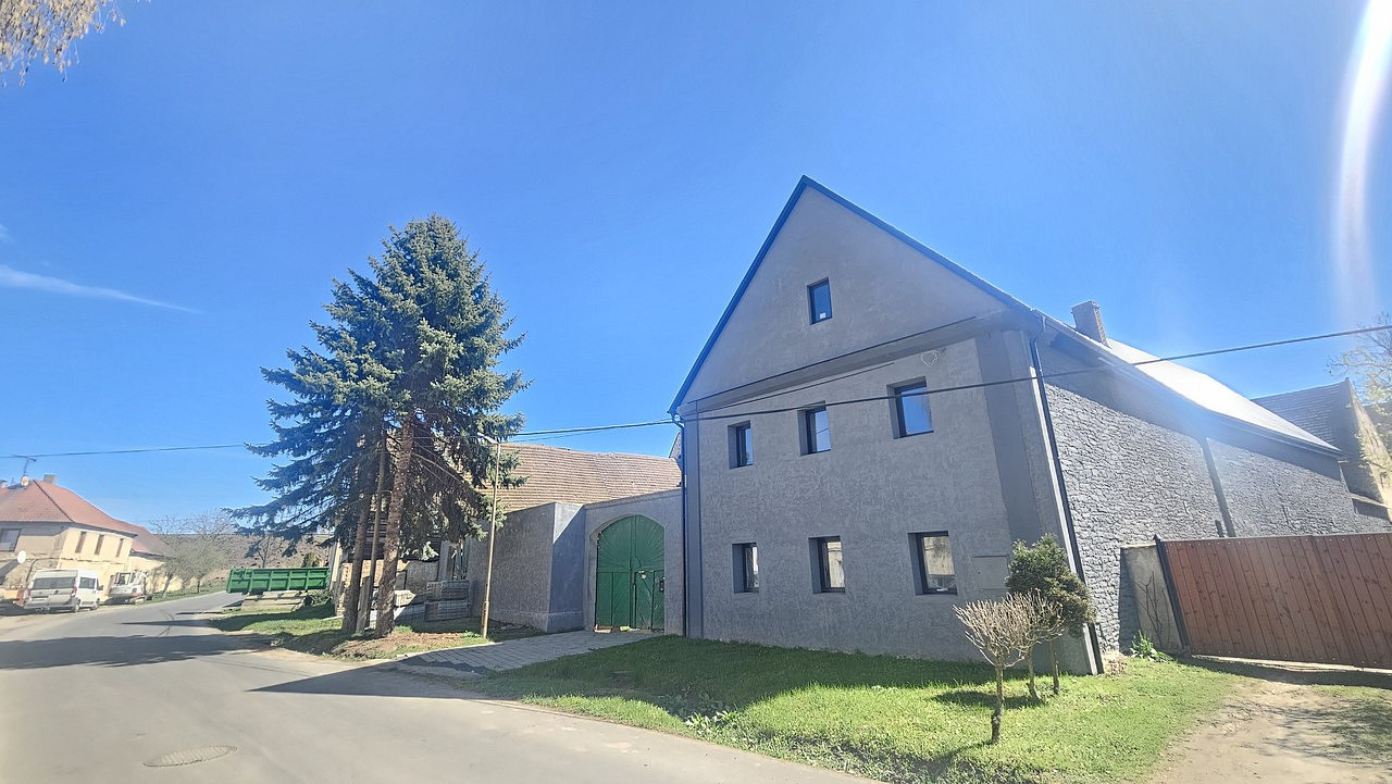 Prodej domu 506 m² s pozemkem 1 573 m²