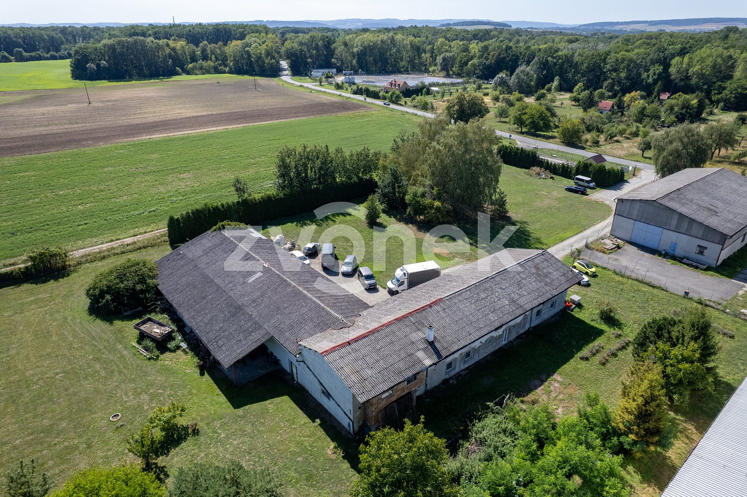Prodej komerčního objektu (jiného typu) 740 m² – fotografie 4