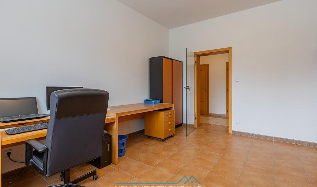 Prodej kanceláře 3 355 m², Želetice – náhled fotky 14