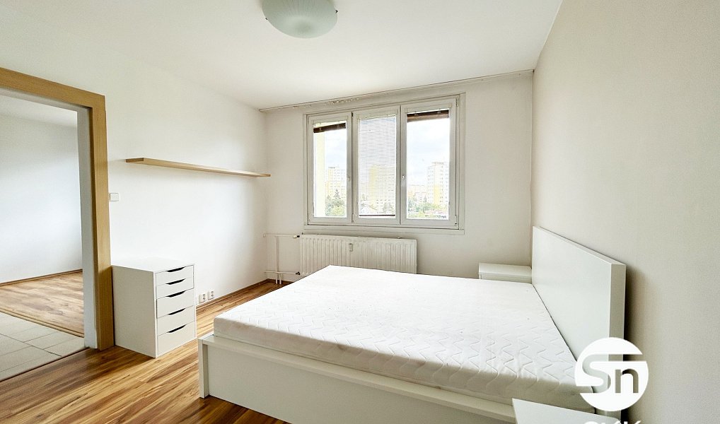 Pronájem bytu 2+kk 36 m², Praha – náhled fotky 2
