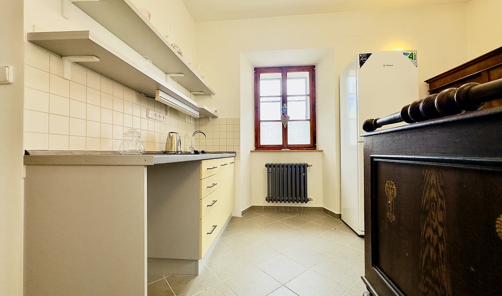 Prodej domu 324 m², Blatná – náhled fotky 10