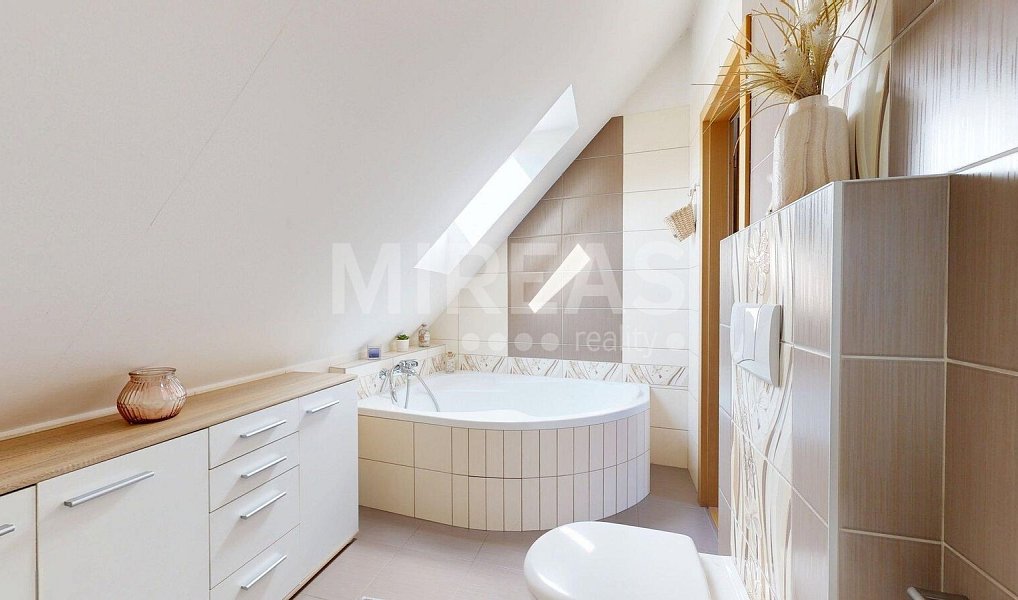 Prodej domu 128 m² s pozemkem 90 m², Benátky nad Jizerou – náhled fotky 11