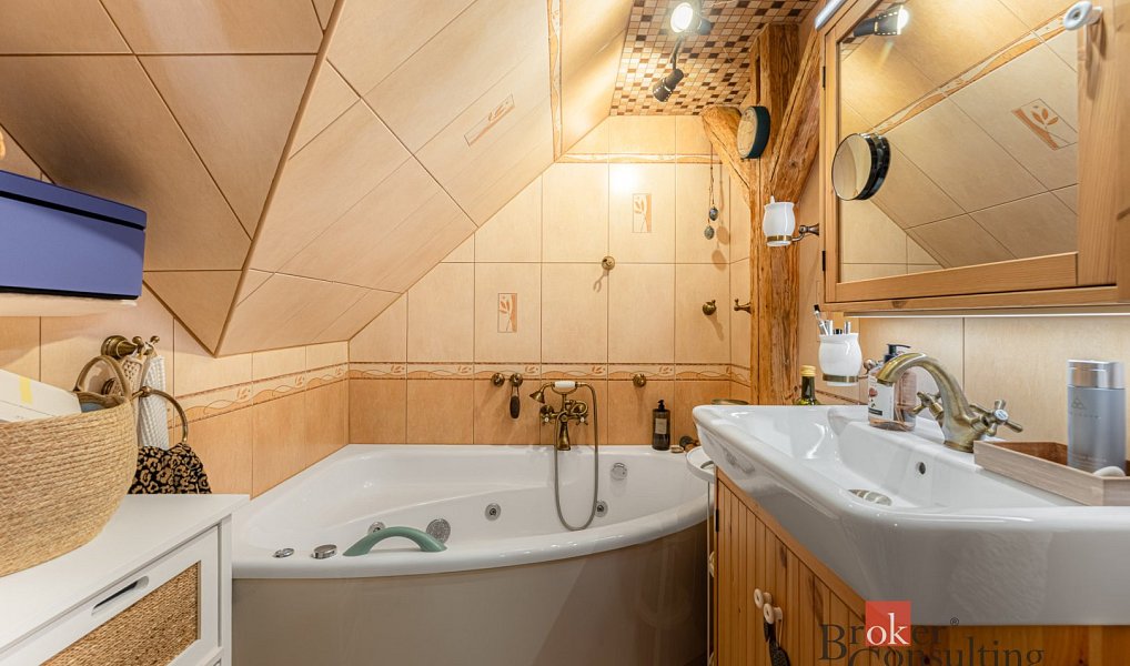 Prodej domu 184 m² s pozemkem 1 236 m², Rychnov u Jablonce nad Nisou – náhled fotky 6
