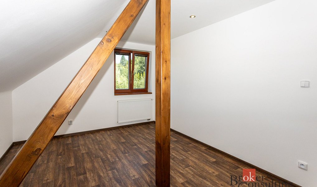 Prodej domu 200 m² s pozemkem 926 m², Nové Město na Moravě – náhled fotky 19