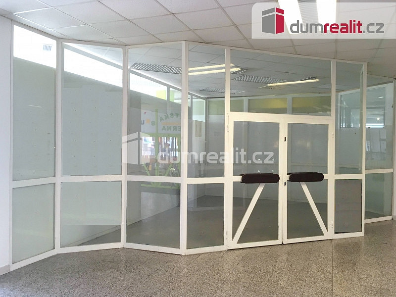 Pronájem obchodních prostor 20 m² — photo 2